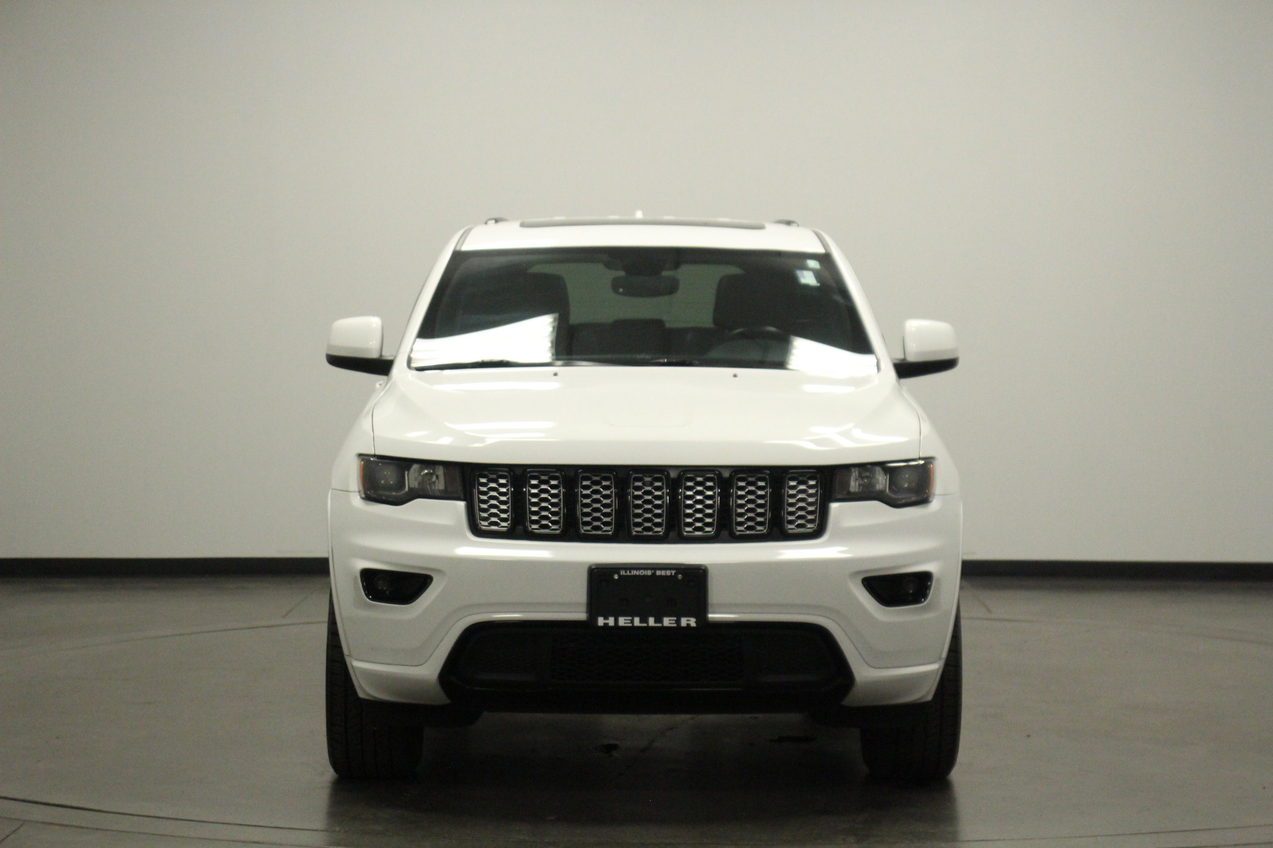 2020 Jeep Grand Cherokee Altitude photo 8