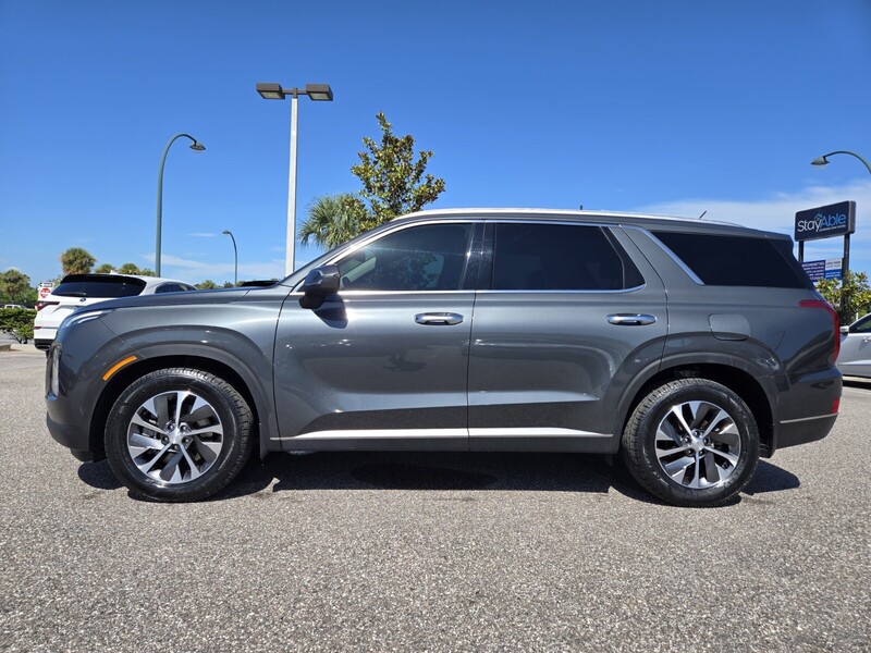 2021 Hyundai Palisade SEL photo 2
