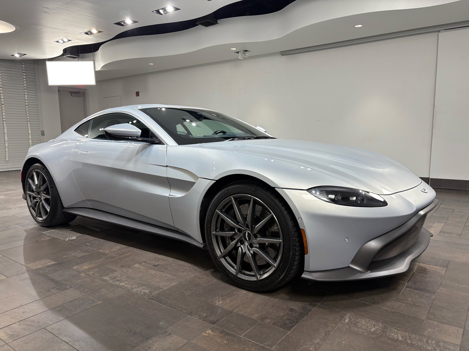 2019 Aston Martin Vantage