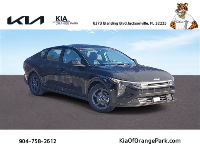 2025 Kia K4 LXS's photo