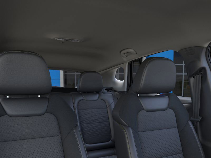 2025 Chevrolet Trax LT photo 18