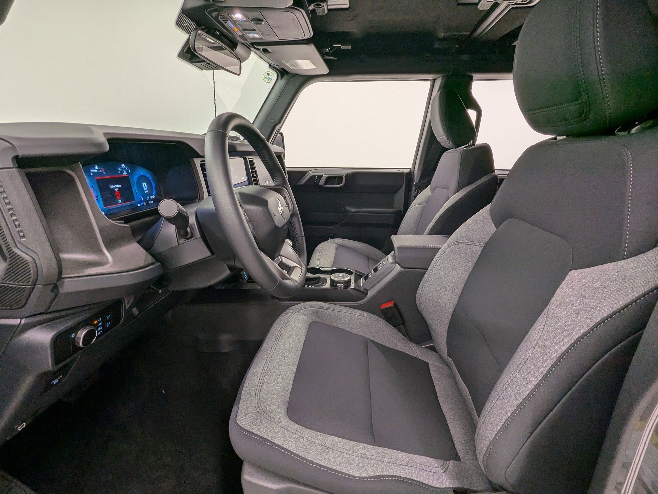 2025 Ford Bronco Big Bend photo 4