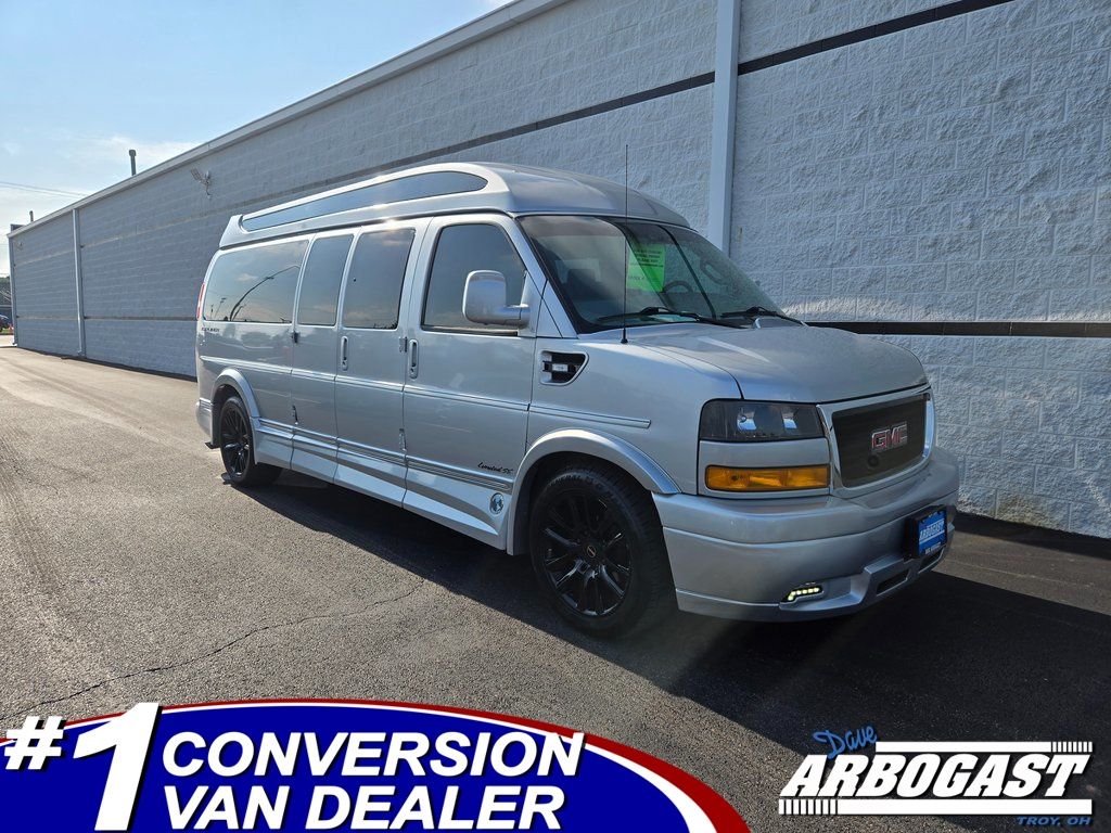 2020 GMC Savana Cargo Work Van's photo