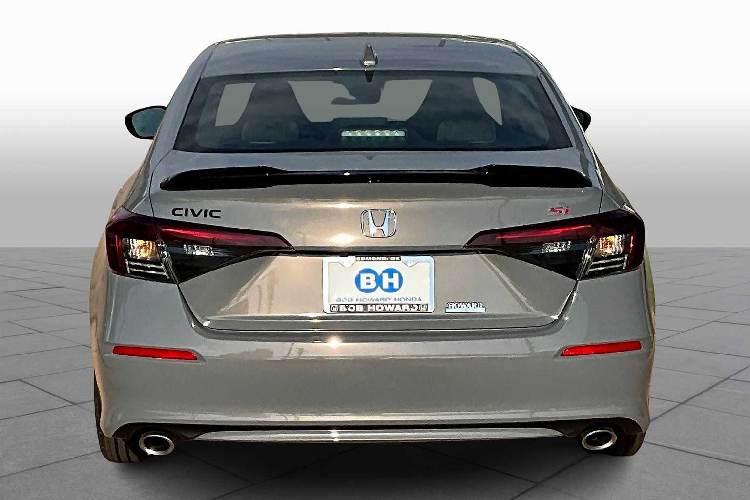 2026 Honda Civic Si photo 3