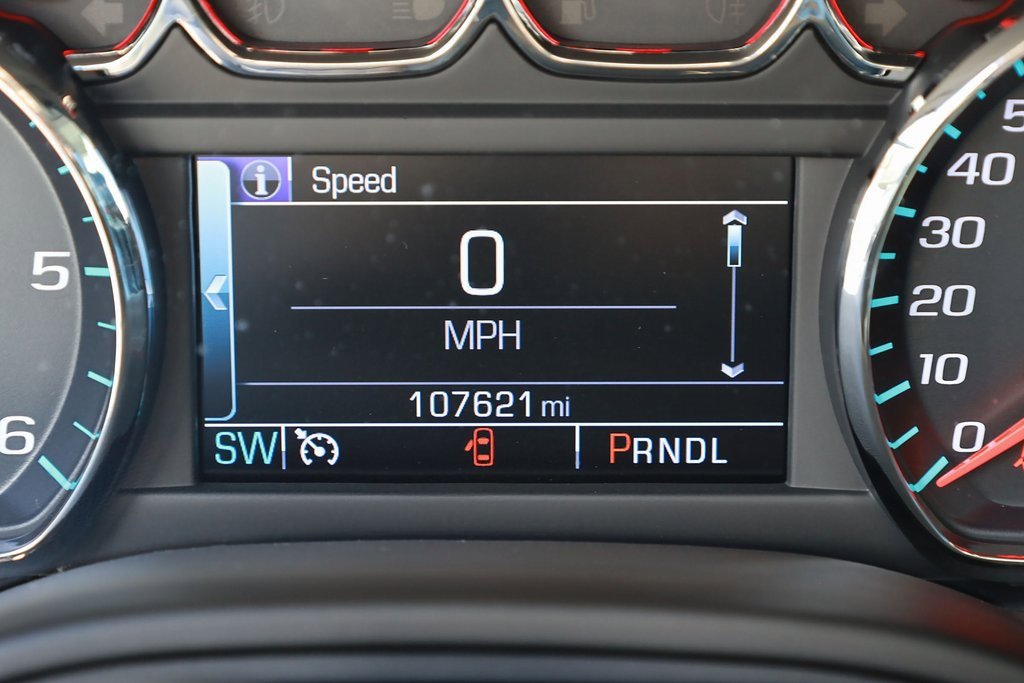 2019 Chevrolet Suburban LT photo 14