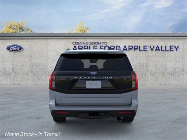 2025 Ford Expedition photo 3