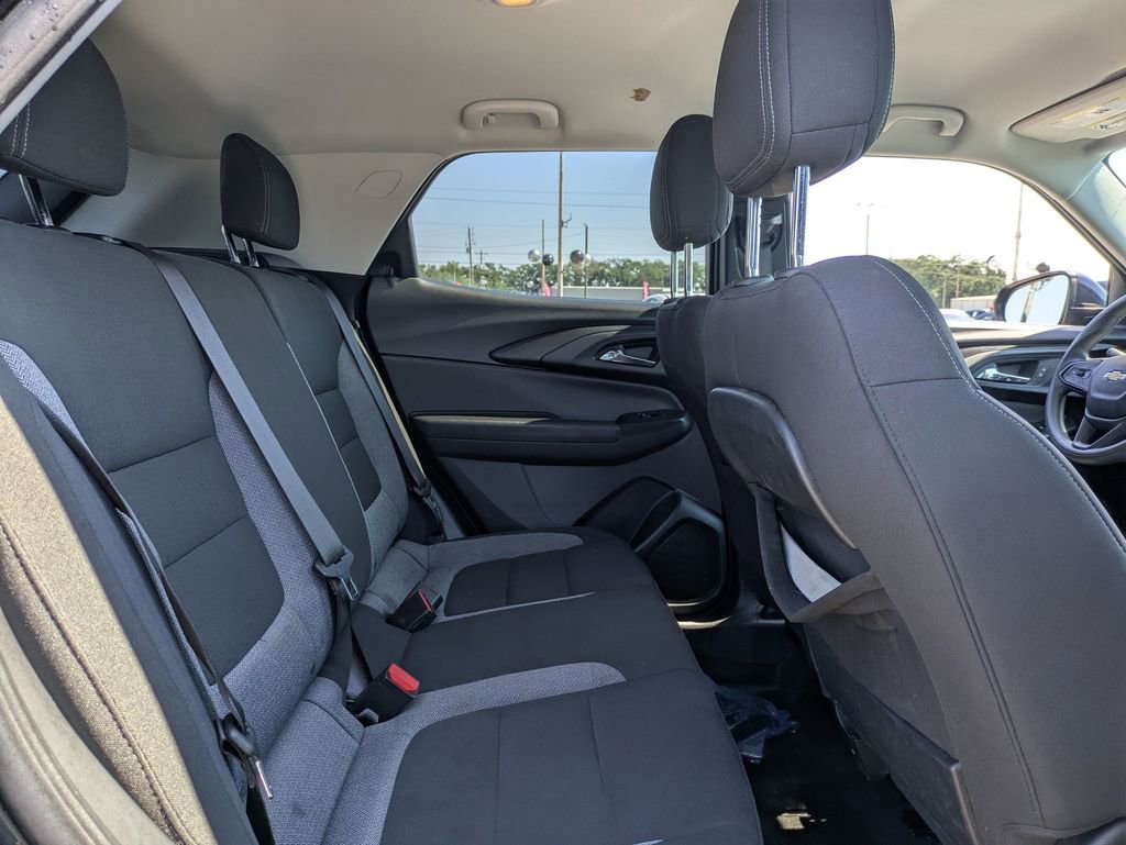 2023 Chevrolet Trailblazer LT photo 24