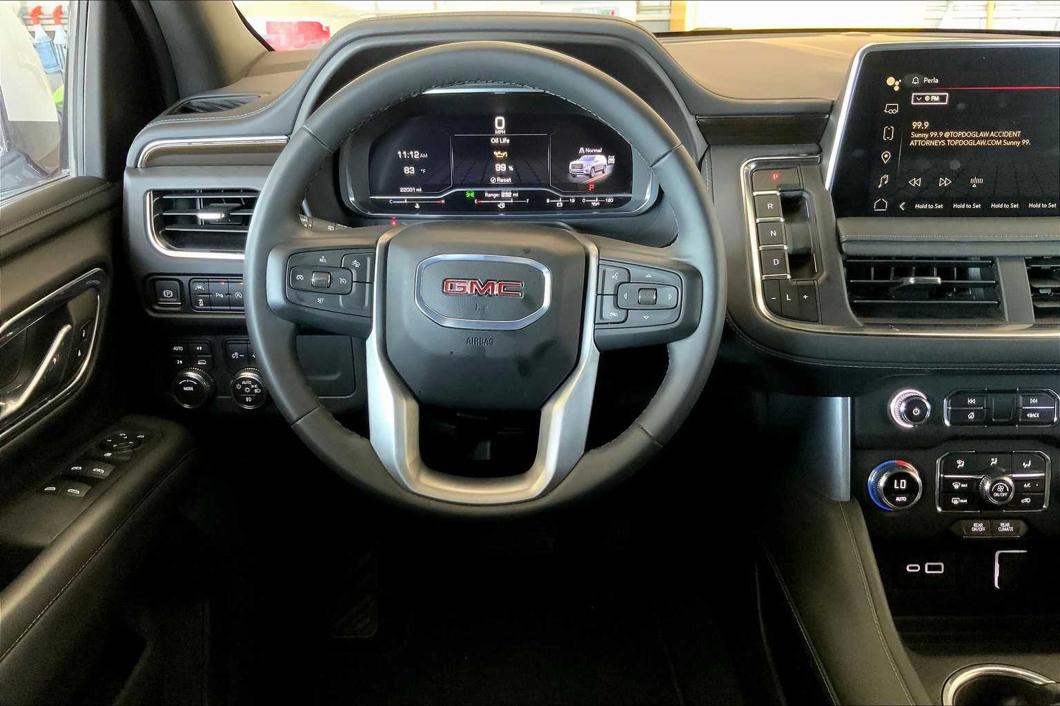2024 Gmc Yukon SLE photo 5