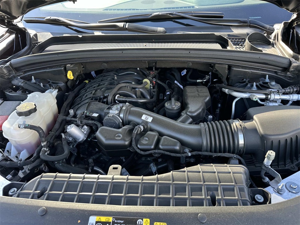 2025 Jeep Grand Cherokee Laredo photo 11