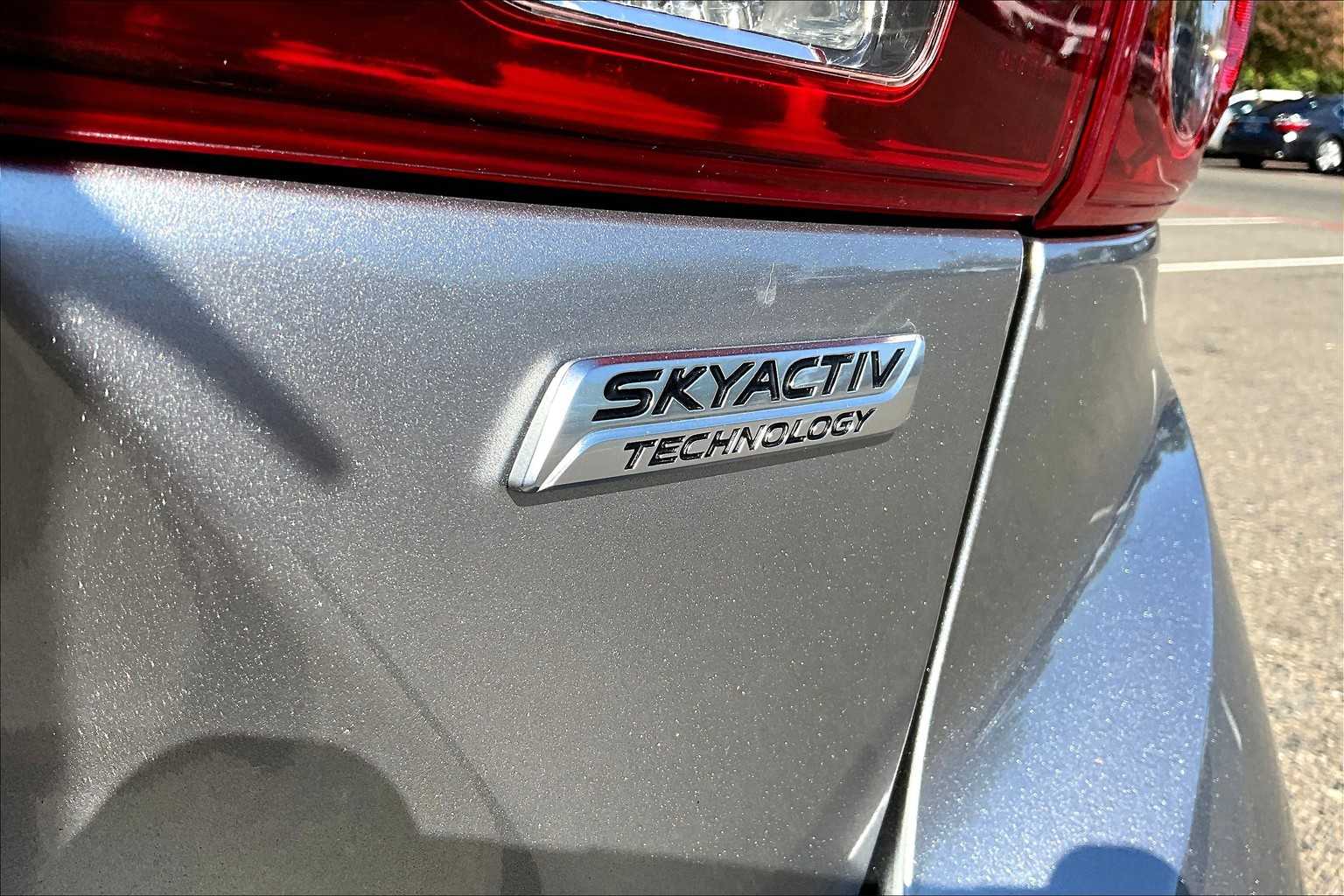 2016 Mazda Mazda3 i Sport photo 9