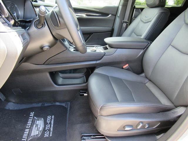 2025 Cadillac XT5 Premium Luxury photo 17
