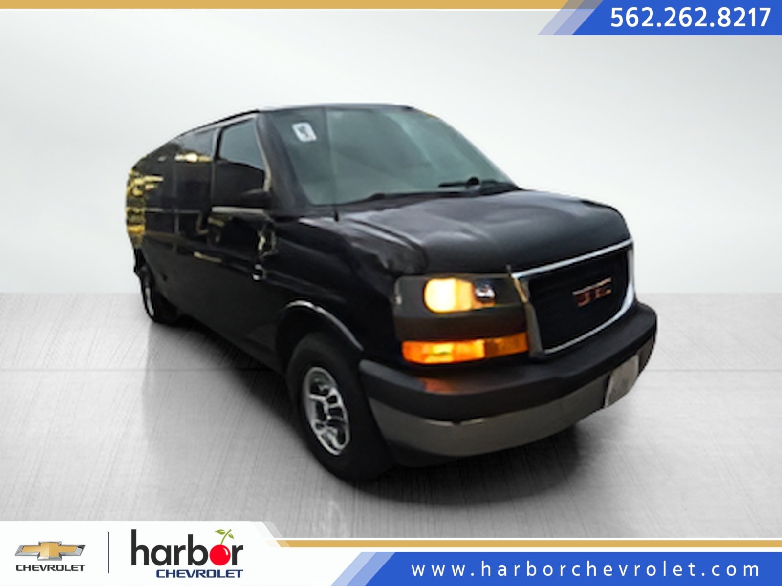 2023 GMC Savana Cargo Work Van's photo