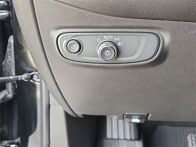 2023 Chevrolet Equinox LT photo 19