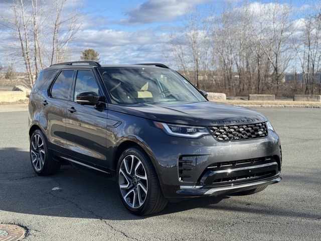 2025 Land Rover Discovery SE photo 7