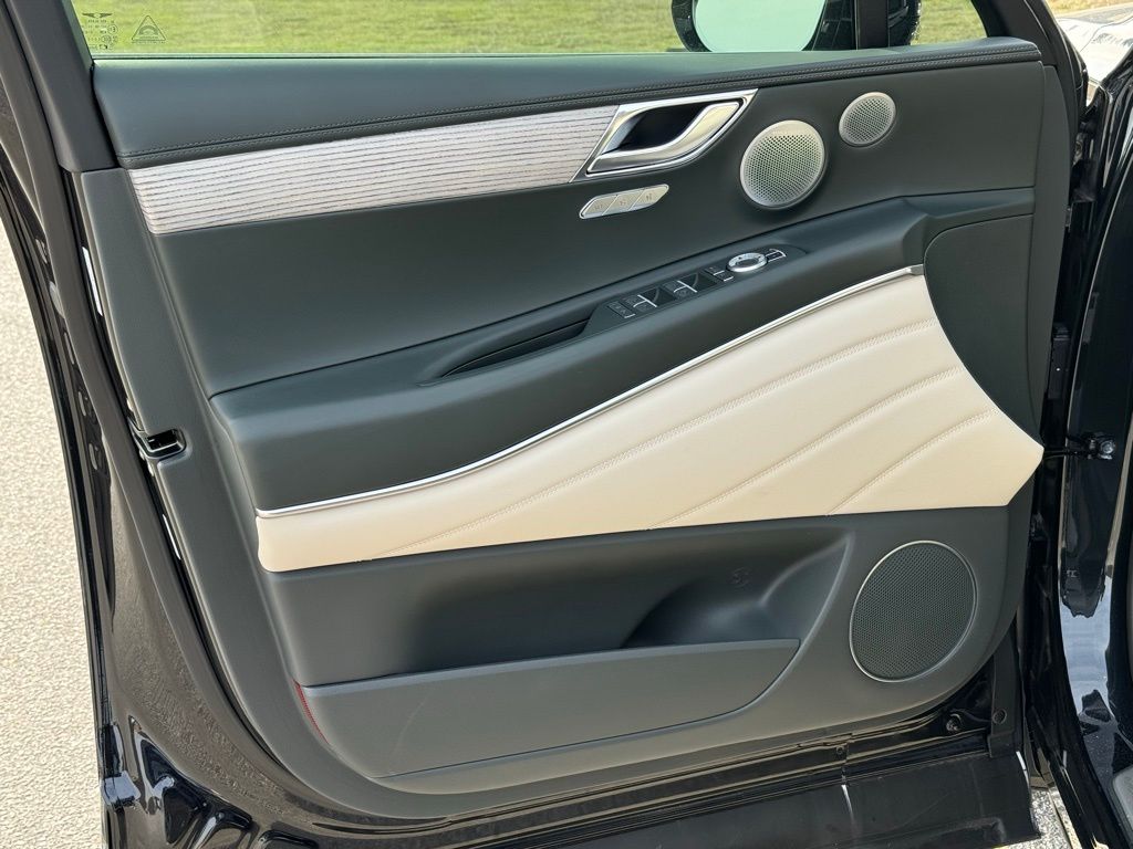 2025 Genesis GV80 2.5T Prestige photo 23