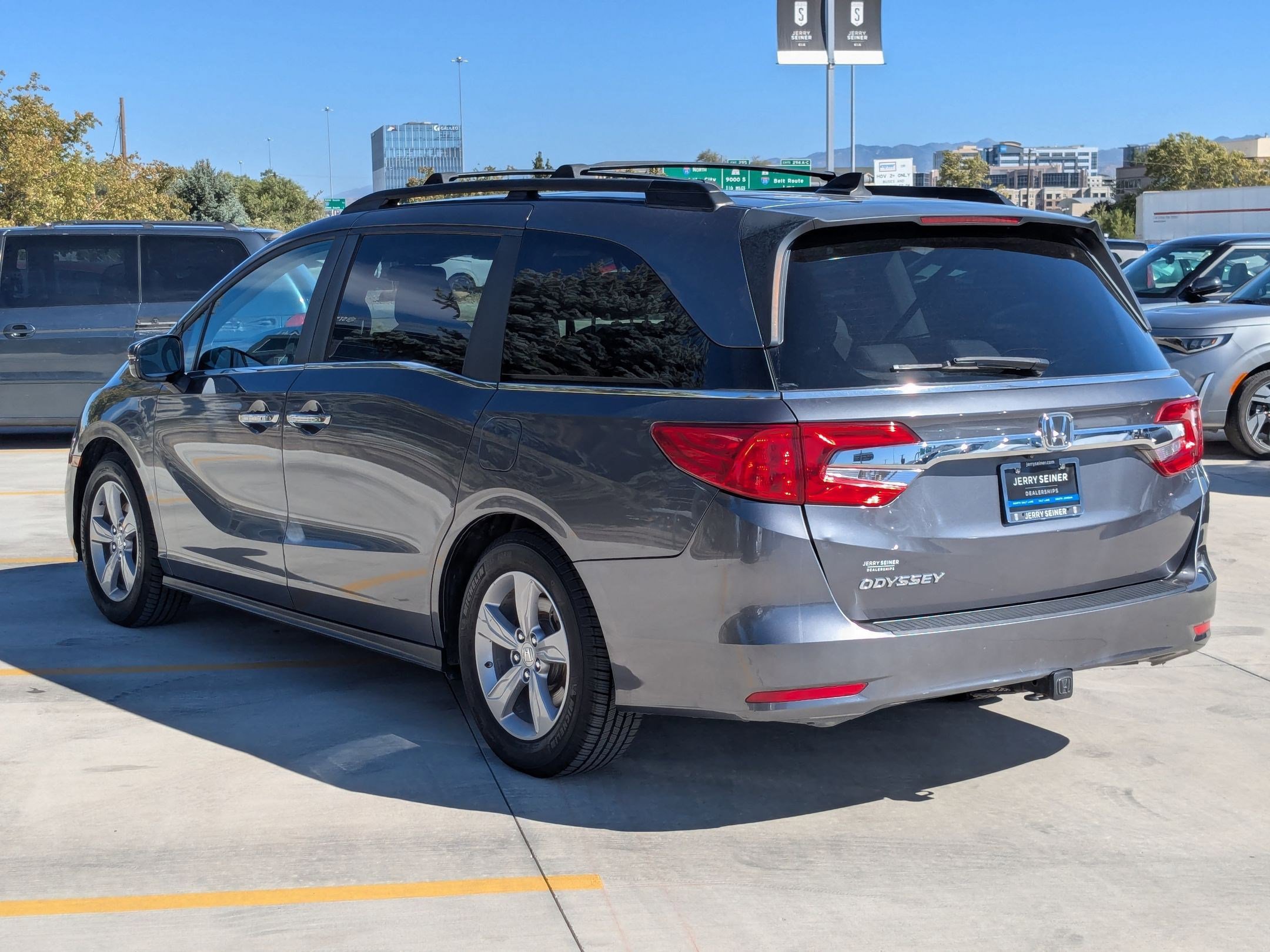 2019 Honda Odyssey EX photo 3