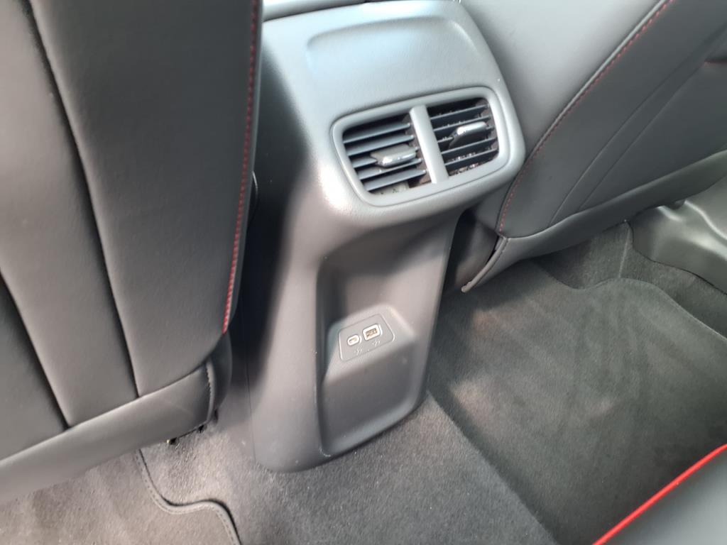 2023 Buick Envision Essence photo 10