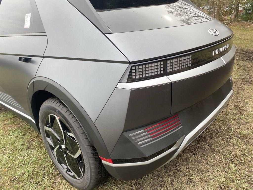 2024 Hyundai Ioniq 5 SEL photo 7