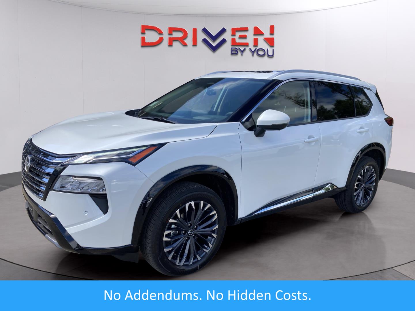 2026 Nissan Rogue Platinum's photo