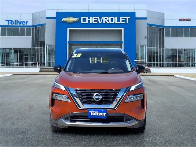 2023 Nissan Rogue SL photo 2
