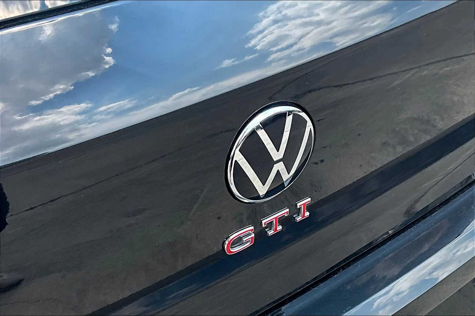 2024 Volkswagen Golf GTI S photo 30