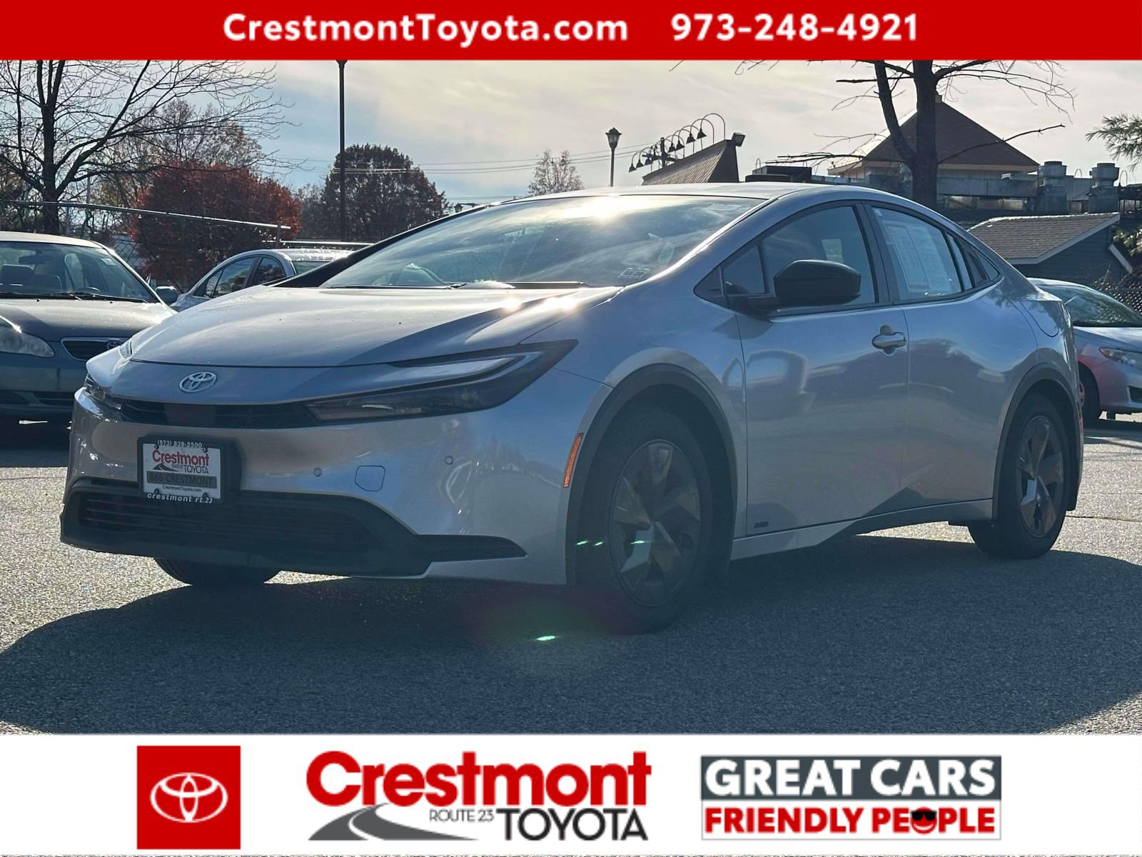 2024 Toyota Prius LE's photo