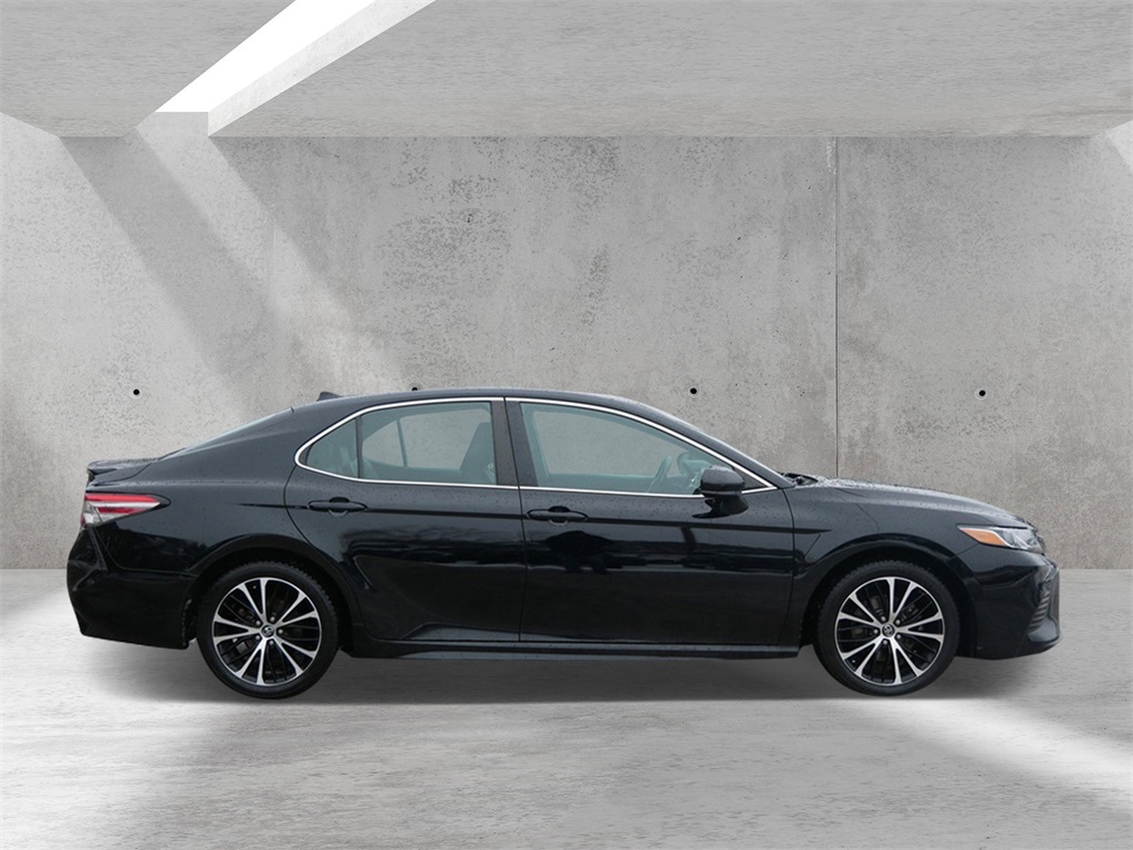 Used 2019 Toyota Camry SE with VIN 4T1B11HK1KU224130 for sale in White Bear Lake, Minnesota