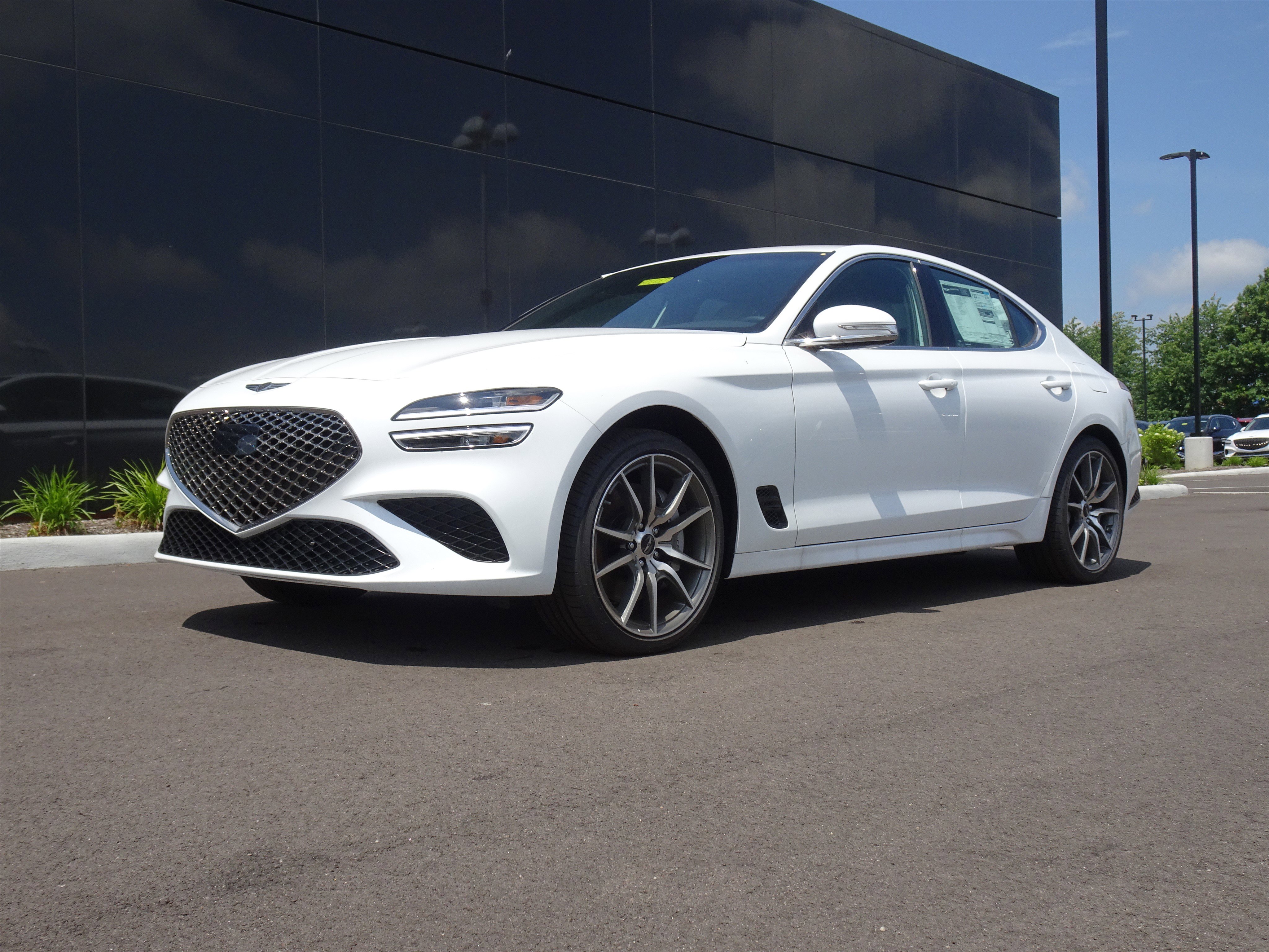2025 GENESIS G70