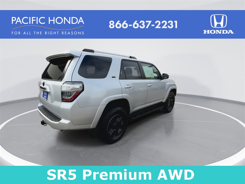 2020 Toyota 4Runner SR5 Premium photo 10