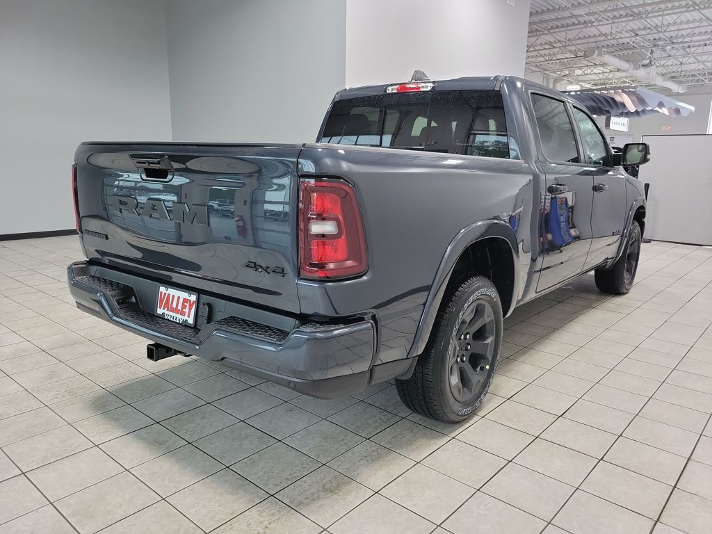 2025 Ram 1500 Big Horn Lone Star photo 4