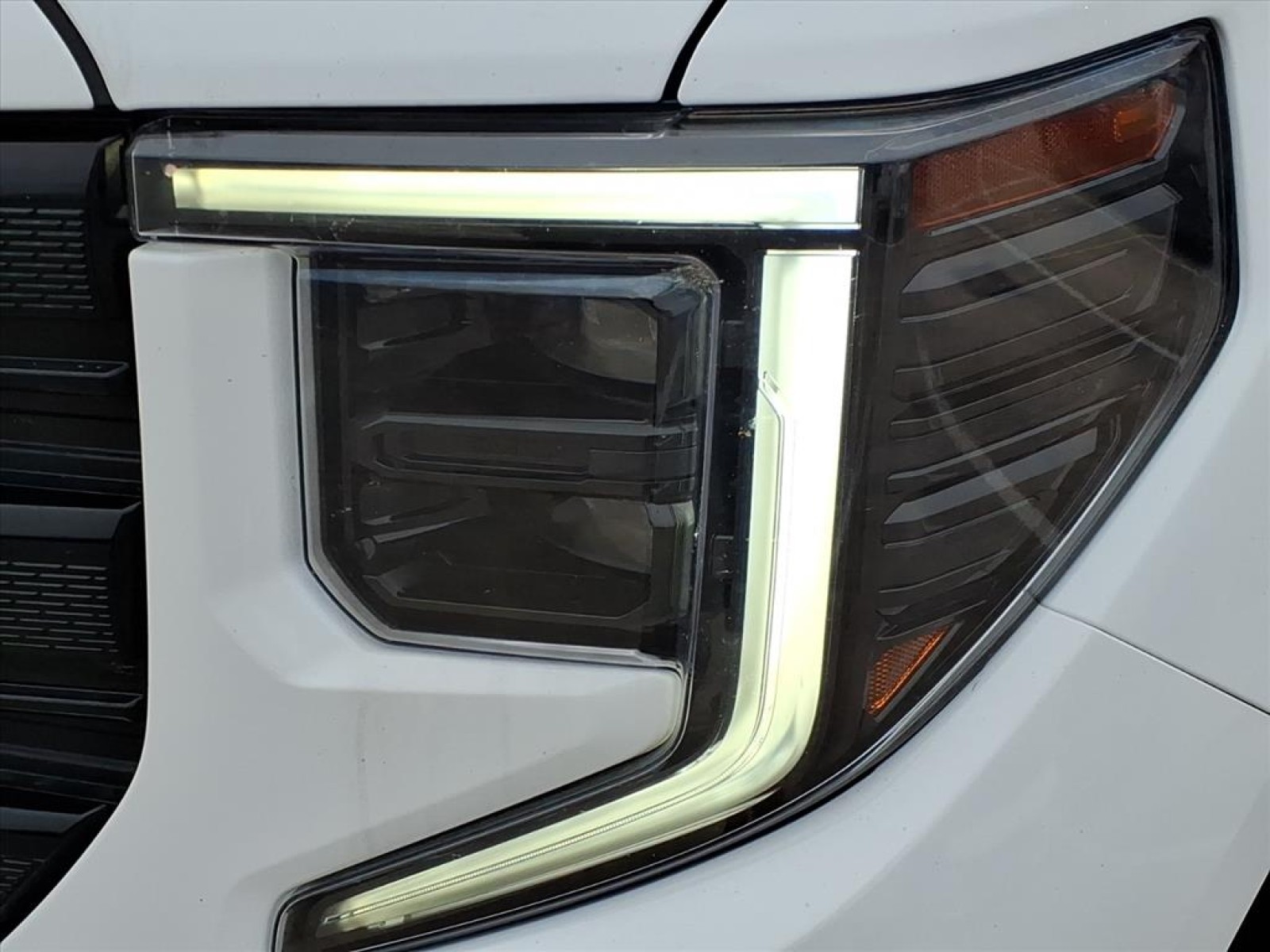 2023 GMC Sierra 1500 Elevation White at Robbins Nissan