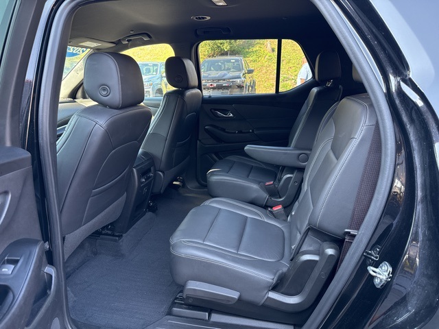 2022 Chevrolet Traverse Leather photo 18