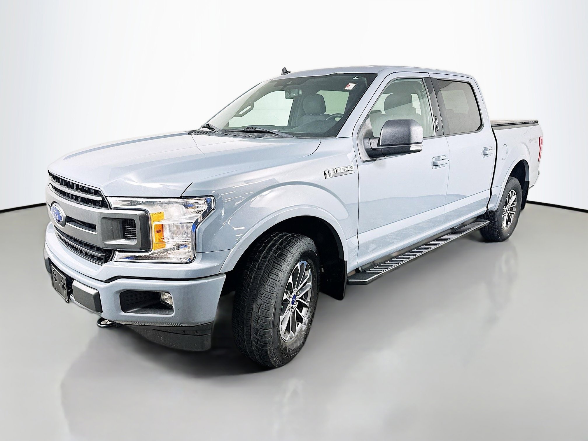 2019 Ford F-150 XLT photo 3