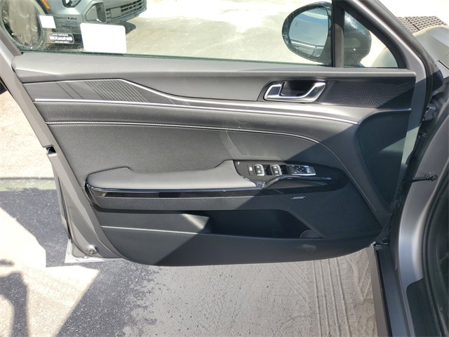 2026 Kia K5 GT-Line photo 3