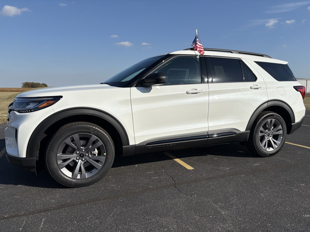 2026 Ford Explorer Active's photo