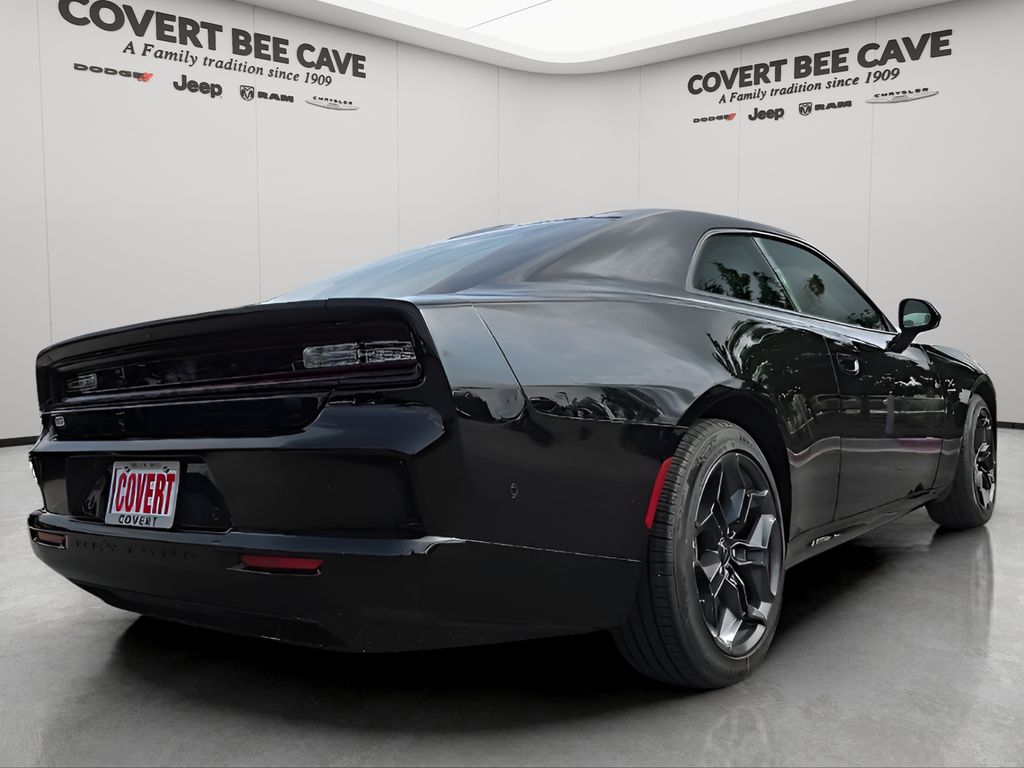 2025 Dodge Charger R/T photo 8