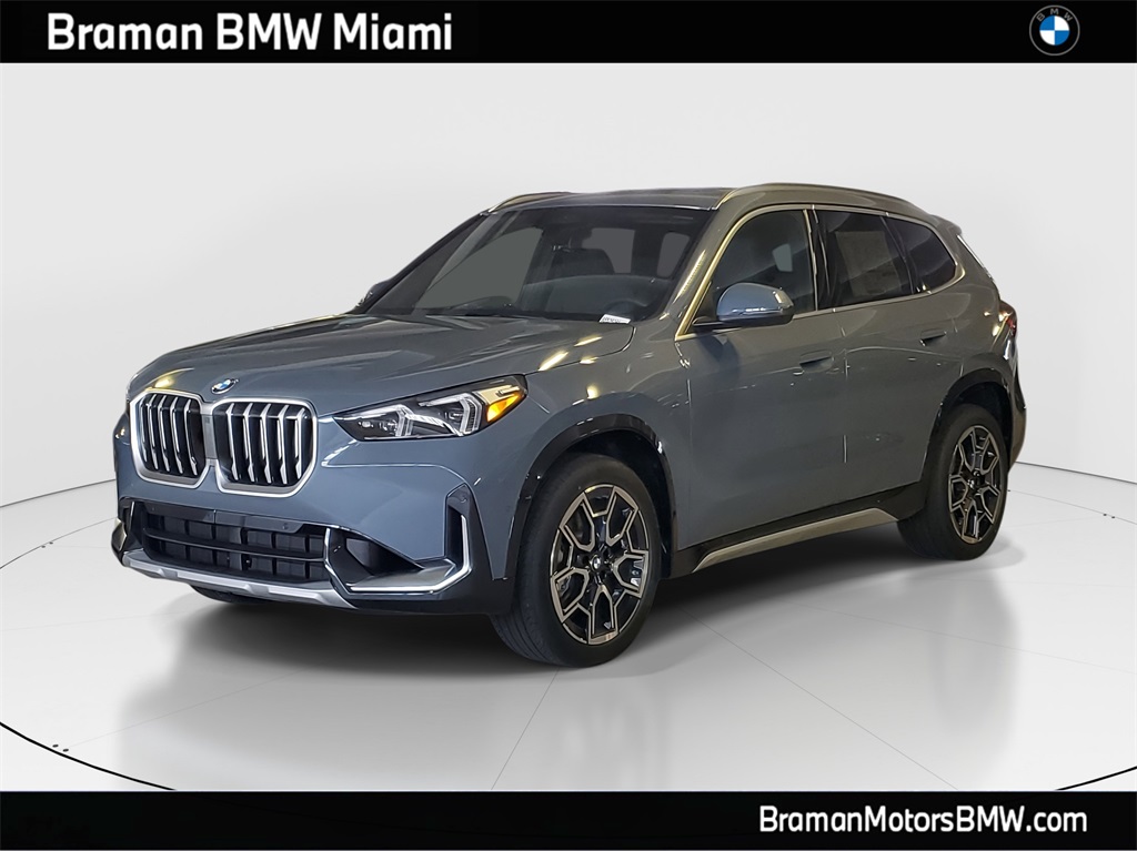 2026 BMW X1 28i's photo