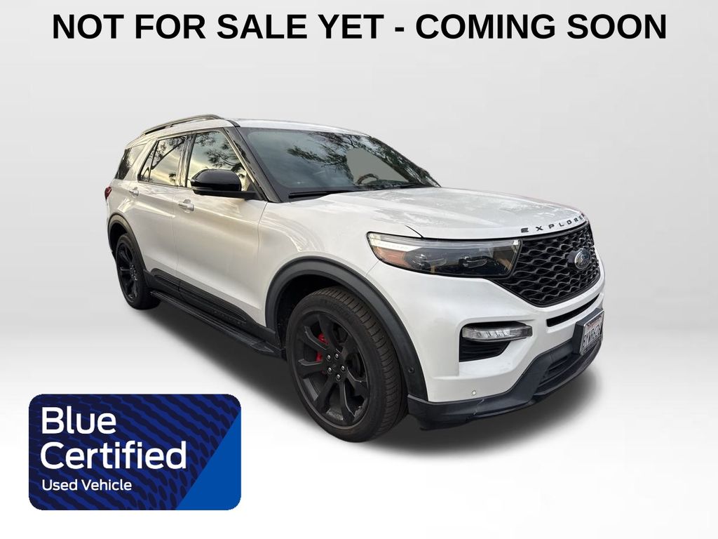 2021 Ford Explorer ST's photo