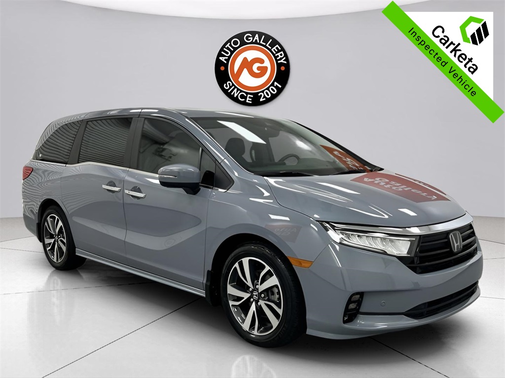 2024 Honda Odyssey Touring's photo