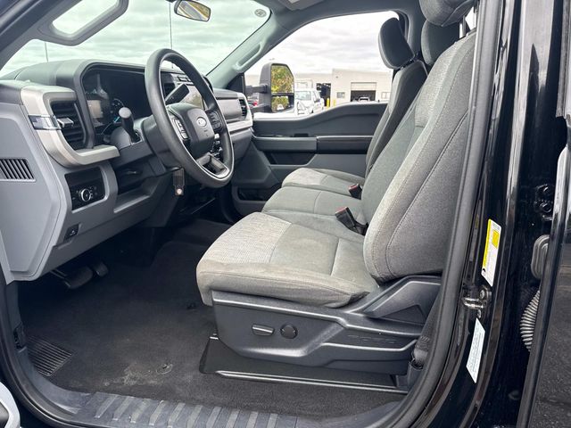 2024 Ford F-250 XLT photo 21