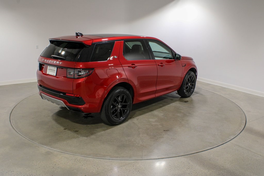 2025 Land Rover Discovery Sport S photo 5