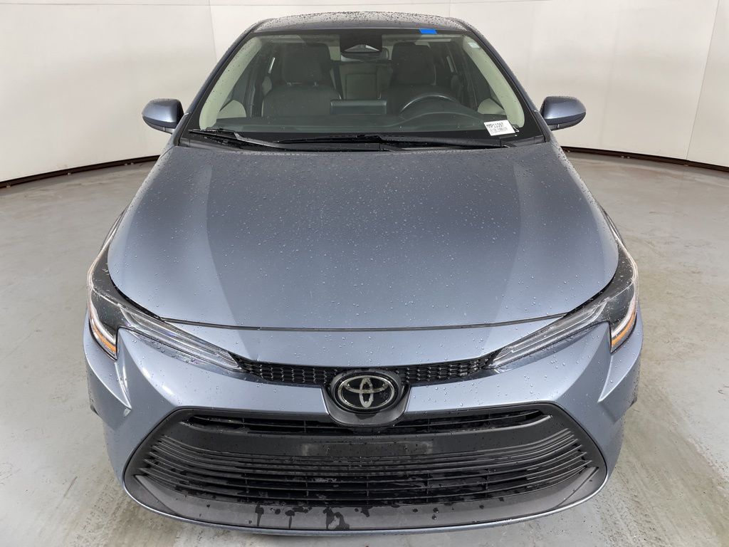 2024 Toyota Corolla LE photo 4