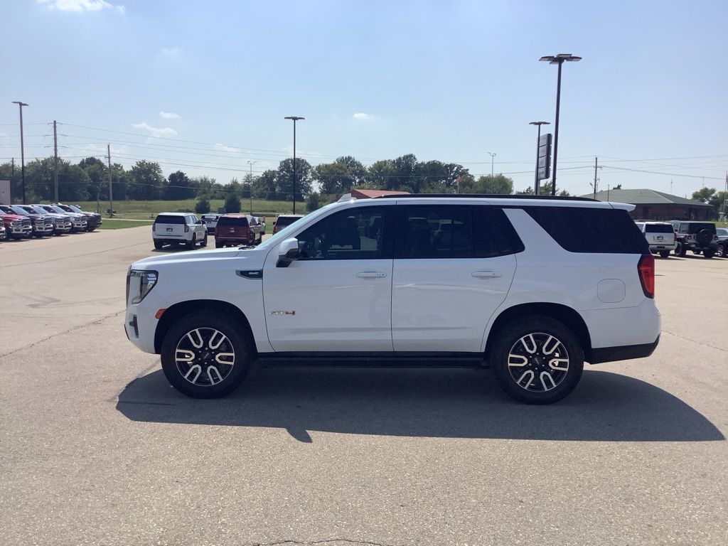 2021 Gmc Yukon AT4 photo 4