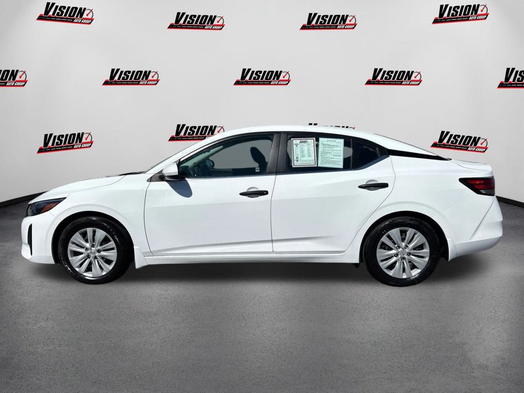 2025 Nissan Sentra S photo 6