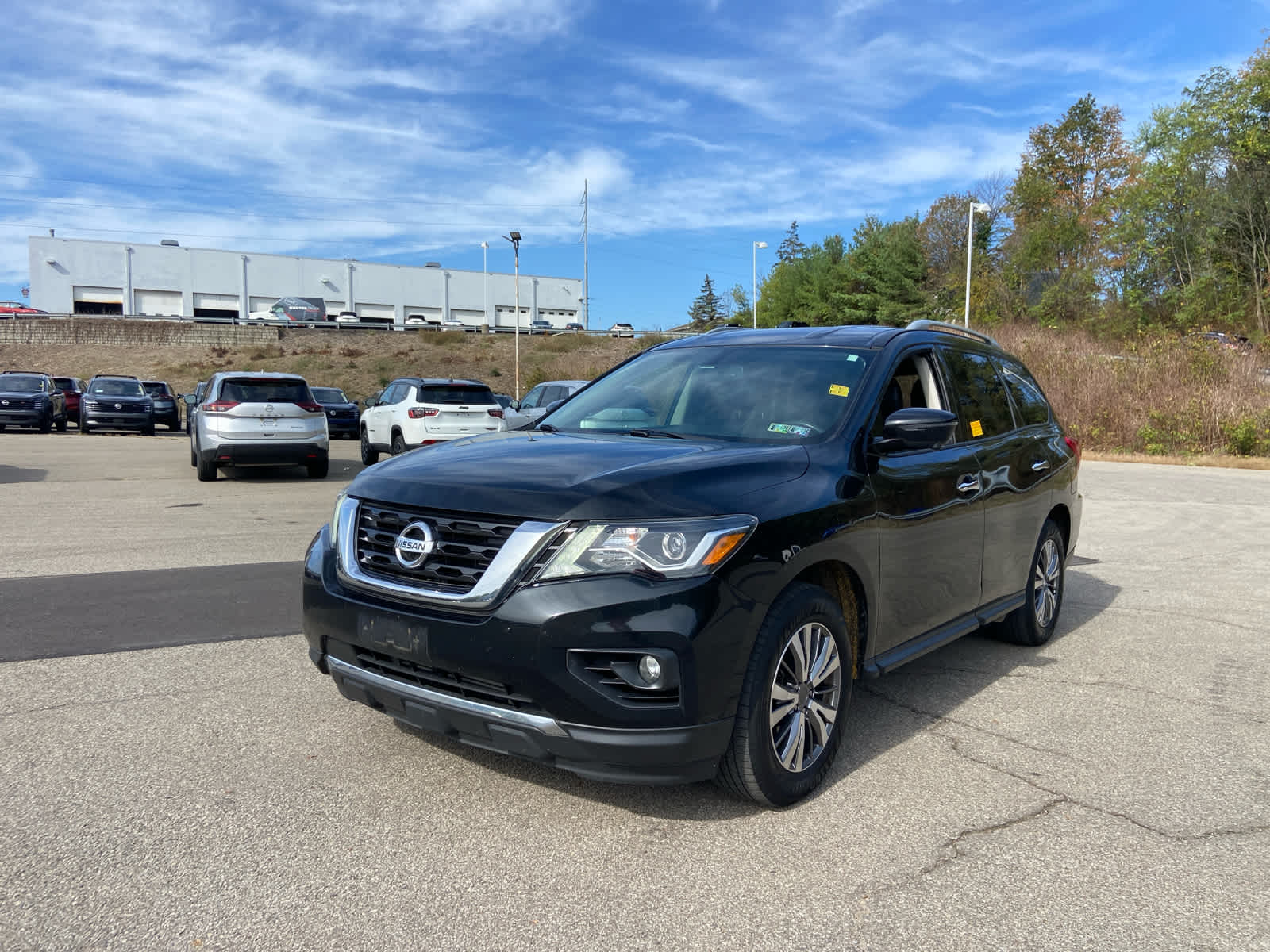 2019 Nissan Pathfinder SL photo 8