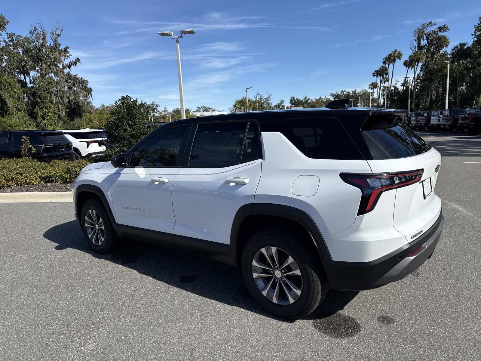 2026 Chevrolet Equinox LT photo 4