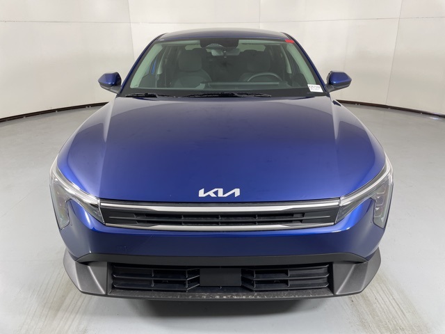 2025 Kia K4 LXS photo 3