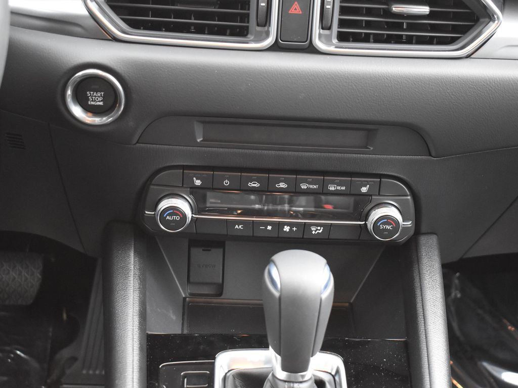 2025 Mazda CX-5 2.5 Select photo 18