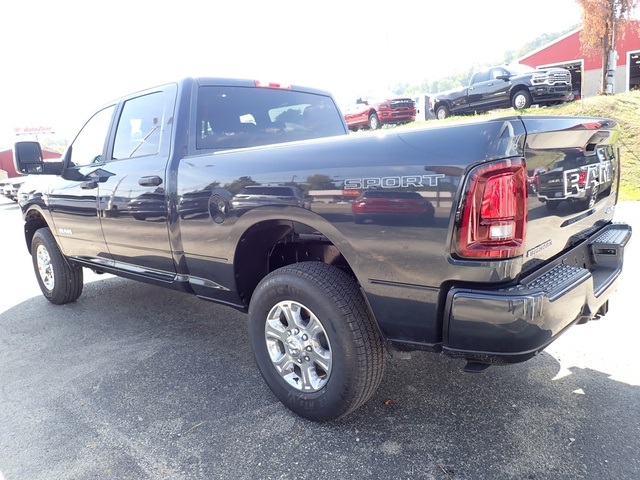 2026 Ram 3500 Big Horn photo 3