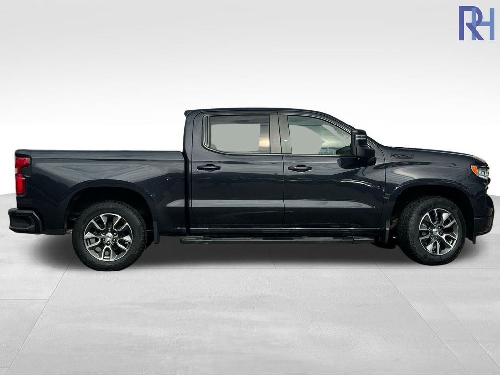 Used 2022 Chevrolet Silverado 1500 RST with VIN 1GCUDEET3NZ583396 for sale in Coon Rapids, Minnesota